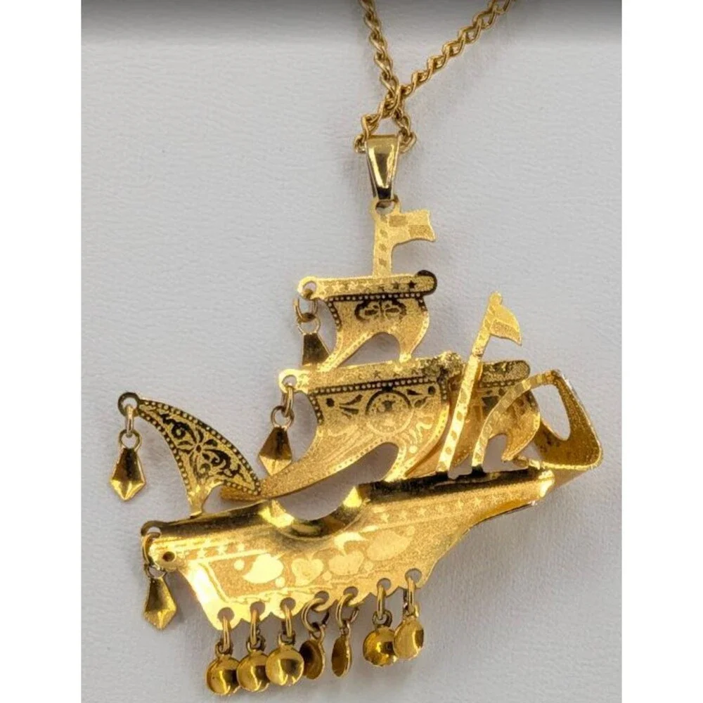 Pirate Ship Pendant Necklace Gold Tone Spanish Galleon Nautical 24 inch  Dangle